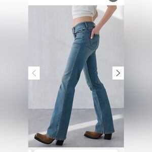 Wrangler Low Rise Bootcut Jeans